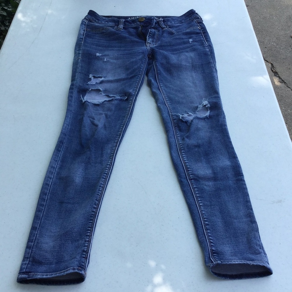 AEO Distressed Jeggings